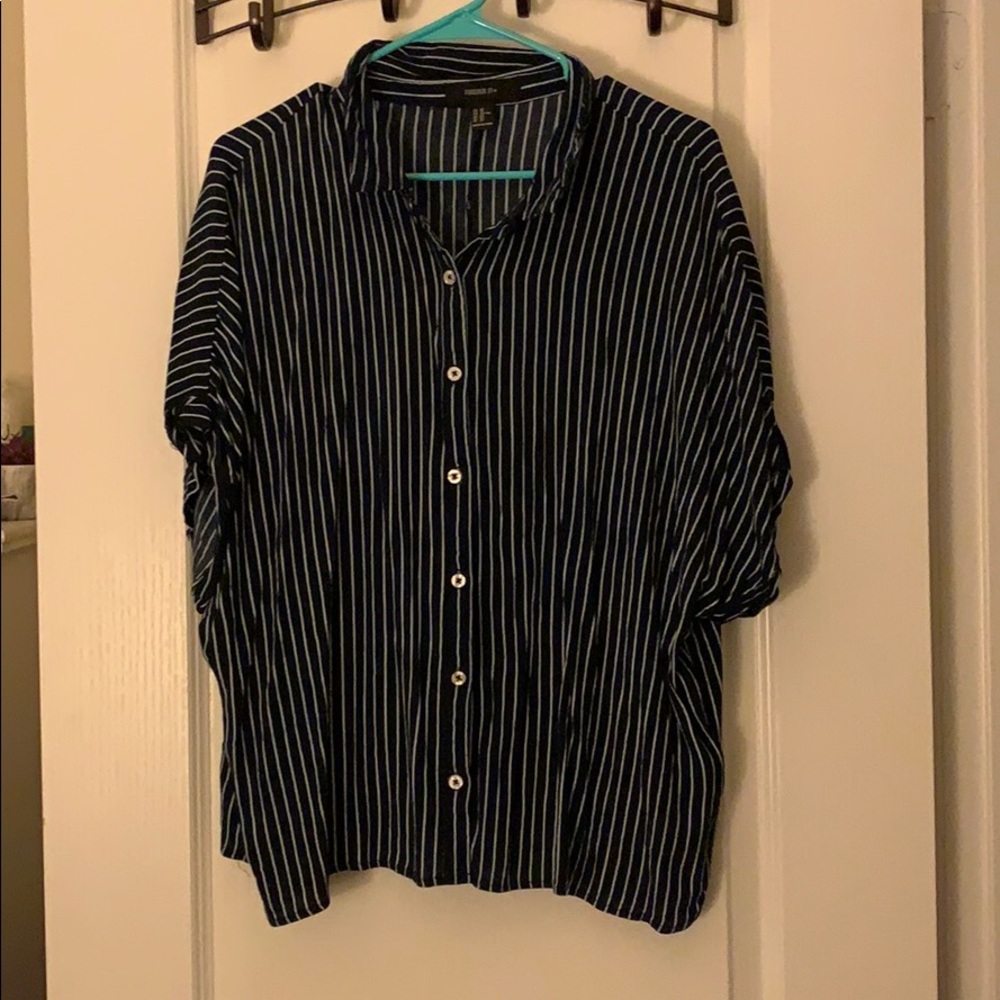 Short sleeve striped button up